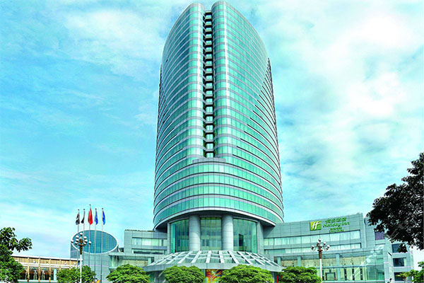 【洲際酒店集團(tuán)珠?；涁?cái)假日酒店】空調(diào)金屬軟管